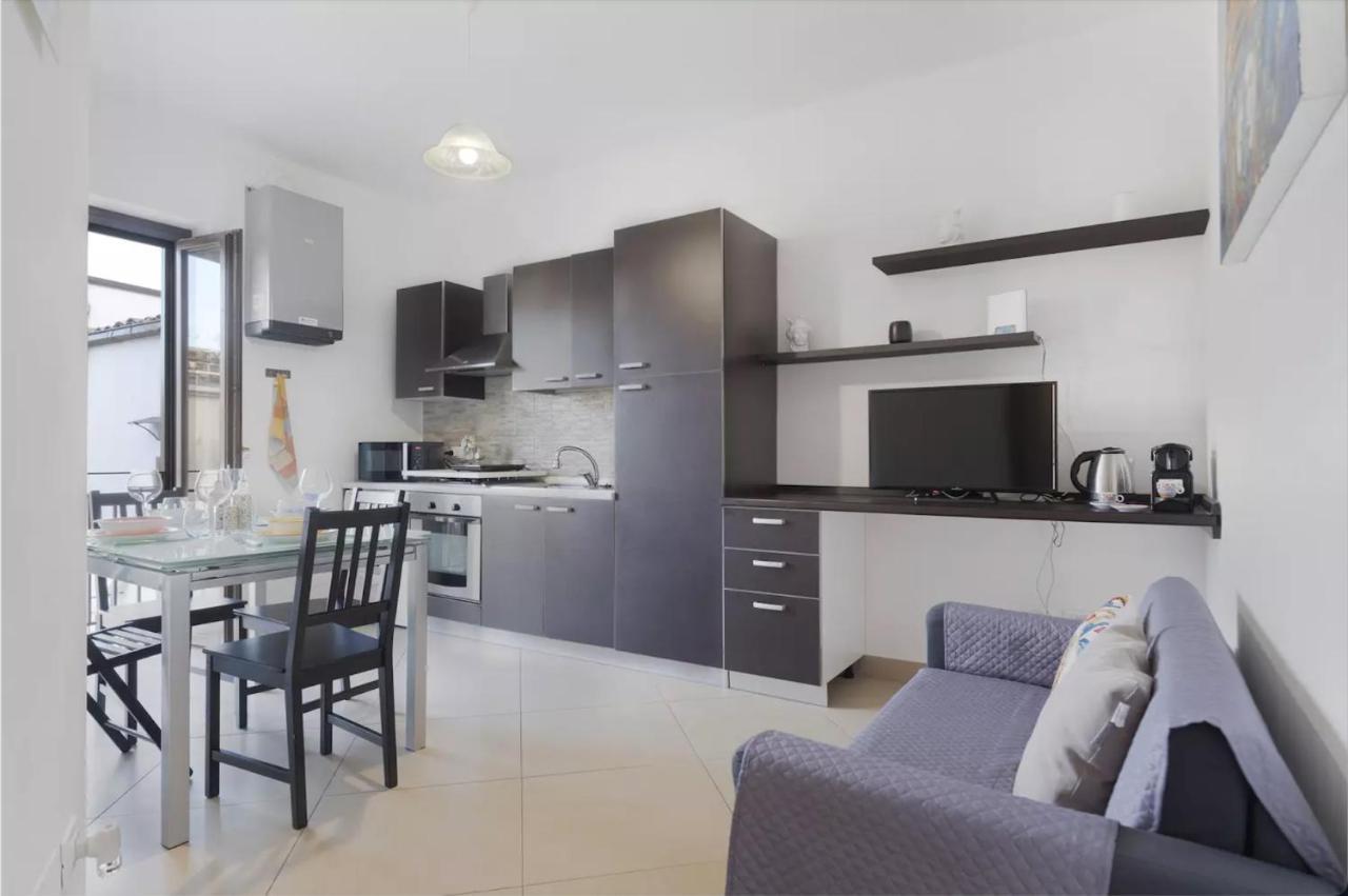 Balarmuh Apartment Palermo Buitenkant foto